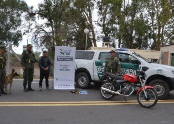 Ruta 40: Gendarmería secuestró más de 2 kilos y medio de cocaína