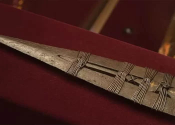 El Vaticano enseñó públicamente la lanza que perforó a Jesús en la cruz