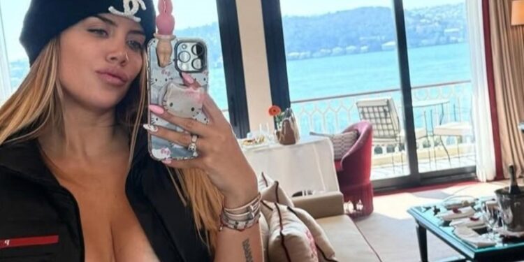 Wanda Nara subió fotos muy hot por error y hasta imágenes de Icardi con La China