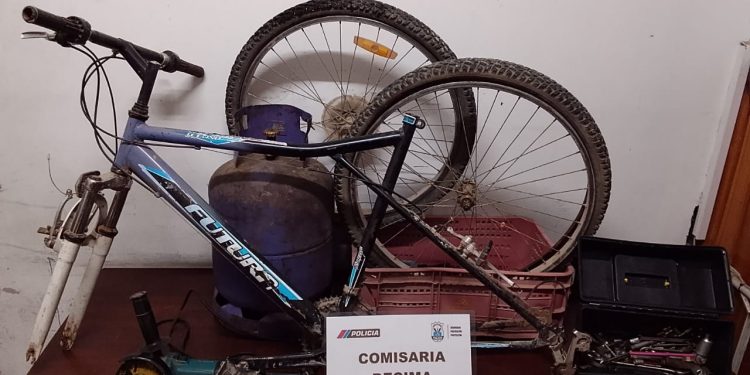 Desvalijaron una finca en 25 de Mayo y fueron detenidos a los pocos minutos