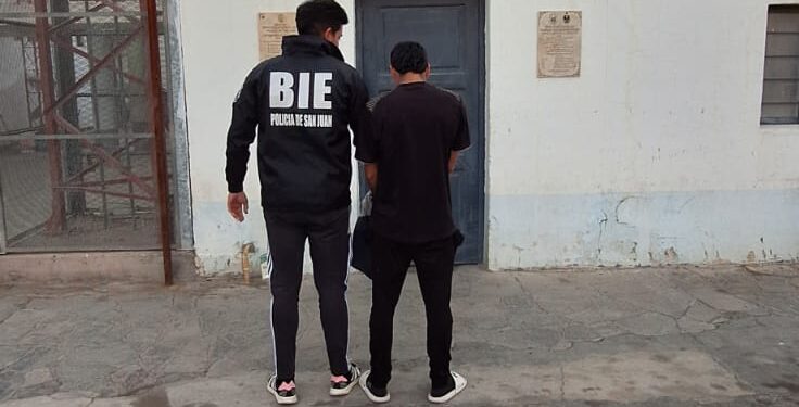Otra vez el mismo ladrón: lo atraparon robando y tenía pedido de captura