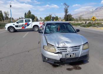 Un hombre de 73 años hospitalizado tras ser embestido por un auto en Pocito