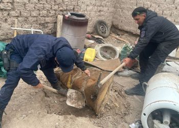 Terror en Rawson: tenía una tumbera enterrada y amenazó con disparar