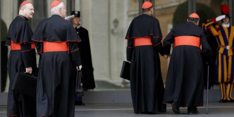 Cómo es el proceso para elegir al nuevo Papa tras la muerte de Francisco