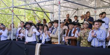 Marcelo Orrego dió inicio a la Cabalgata de la Fe a la Difunta Correa