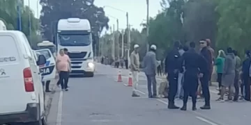 Adolescente resultó herida tras ser impactada por una camioneta en La Chimbera