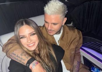 Mauro Icardi sorprendió a la China Suárez con una cama llena de pétalos