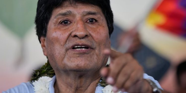 Denunciaron a Evo Morales en la Argentina por crímenes de lesa humanidad
