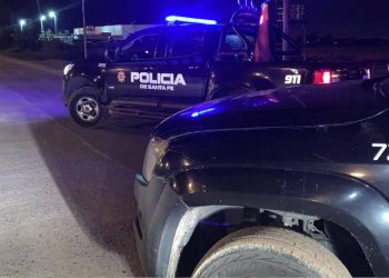 Policía fue detenido tras ser acusado de haber baleado en la cabeza a su pareja embarazada de 8 meses