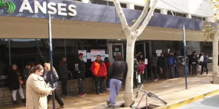 ANSES se muda tras más de 20 años en su histórica sede de calle Tucumán
