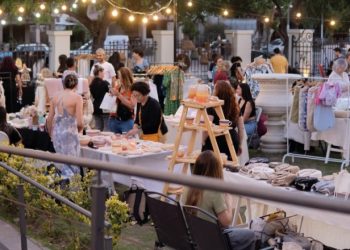 Paseo de domingo por la tarde en el Chalet Cantoni