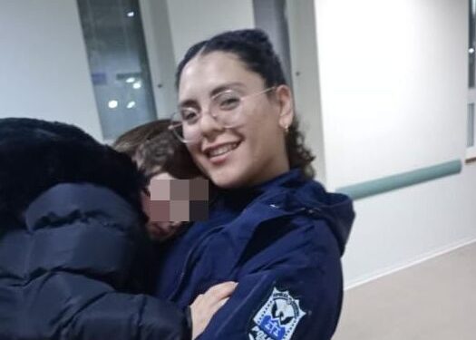 Milagro: una policía le salvó la vida a un nene de 3 años que se estaba ahogando