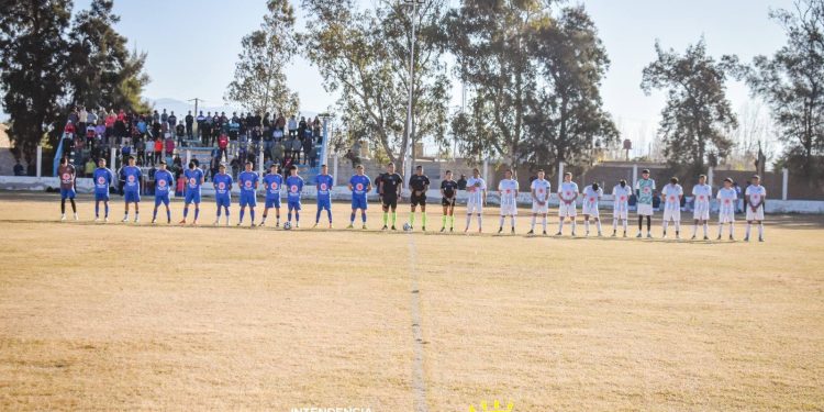 Fútbol y pasión: así se vivió el lanzamiento de la Copa País en 25 de Mayo