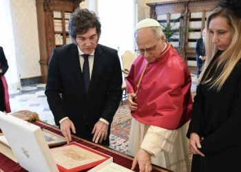 El papa León XIV recibió a Javier Milei y anunció que visitará la Argentina
