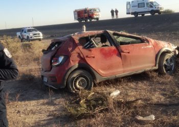 Matrimonio mendocino volcó en Ruta 40 tras pasar el fin de semana en San Juan