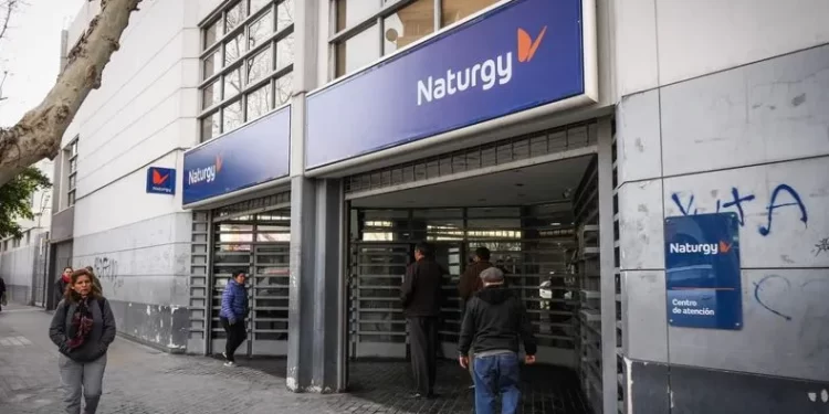Naturgy deja de cobrar facturas en su sede y deriva a los usuarios a otras bocas de pago