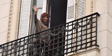 La Justicia dispuso la prisión domiciliaria para Cristina Kirchner: usará tobillera