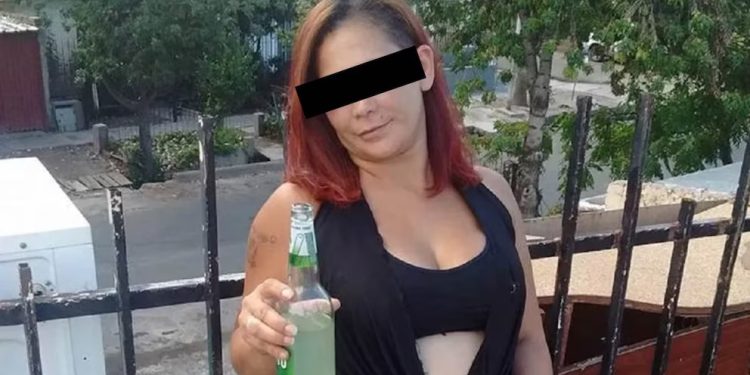 Una mujer con prisión domiciliaria fue acusada de descuartizar y quemar a un hombre en su casa