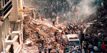 La Justicia ordenó aplicar el juicio en ausencia para los acusados del atentado a la AMIA