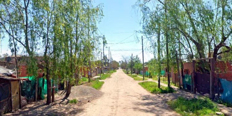 Detuvieron a una familia completa acusada de abusar a una menor