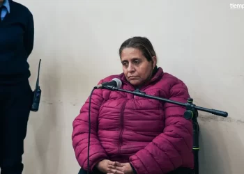 Estafó a una abuela con demencia y a su esposo sin piernas y fue detenida