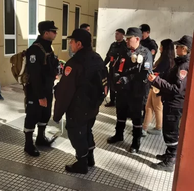 Evacuaron el Hospital Rawson por una amenaza de bomba: una empleada fue detenida
