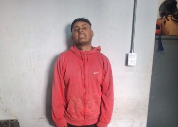 Padre ejemplar: fue detenido por intentar un robo y estaba con su hijo menor