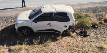 Mujer resultó lesionada tras ser embestida por una camioneta en Pocito