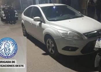 Recuperaron un Ford Focus robado en Rawson y detectaron documentación apócrifa