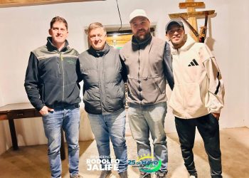 Energía limpia y seguridad: Punta del Agua, en 25 de Mayo, estrenó luces solares