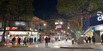 El comercio local espera el Día del Amigo, una fecha clave para la economía local