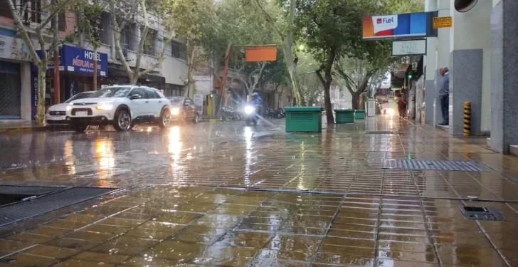 Vuelve el frío intenso y San Juan se alista para viento sur y lloviznas