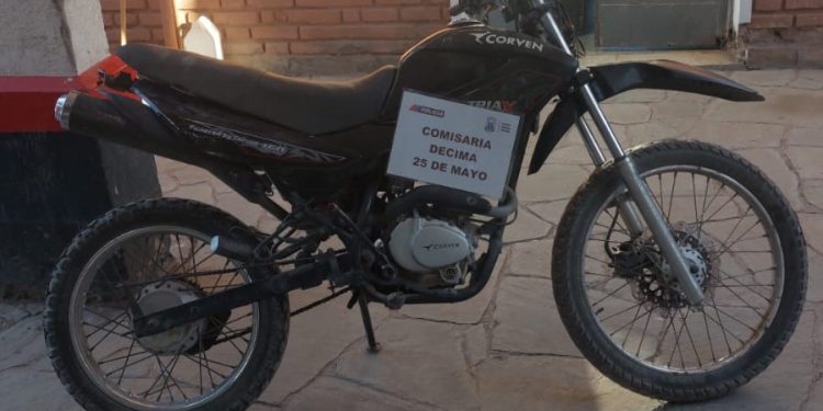 Recuperaron una moto sustraída en 25 de Mayo tras una denuncia clave