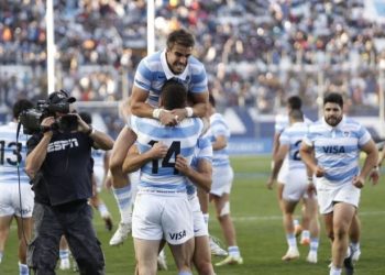 Denuncian brutal golpiza a un detenido en una comisaría: hay tres policías bajo sospecha