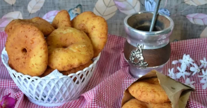 Tortas fritas de queso para el mate: la versión más original de un clásico argentino