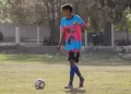 Joven futbolista de Tamberías lucha por su salud tras un duro golpe en un partido