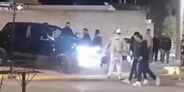 Violenta pelea en un boliche de Capital terminó con un conductor atropellando a varias personas