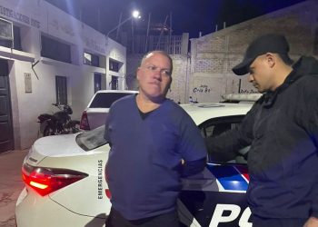 Robó un celular en un comercio de Caucete y terminó detenido por flagrancia