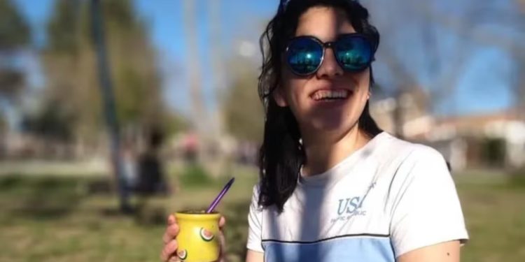 Hallaron muerta a una policía en su casa y detuvieron a su novio