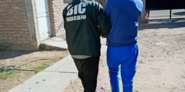 Detienen a un joven con antecedentes por dos violentos asaltos