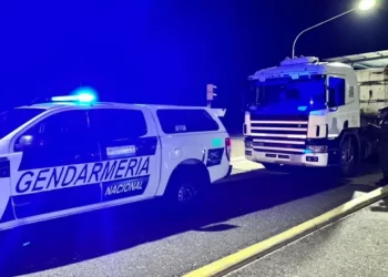 Secuestran en Caucete un camión con 30 toneladas de cuarzo