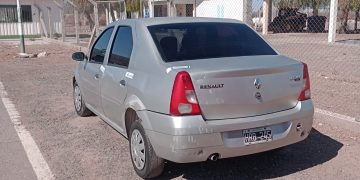 Escándalo en Caucete: detienen a un hombre con auto robado y pedido de captura