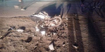 Impactante accidente en Caucete: un motociclista de 25 años fue hospitalizado
