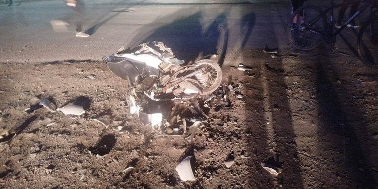 Impactante accidente en Caucete: un motociclista de 25 años fue hospitalizado