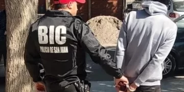 Detuvieron a un hombre acusado de robar mercadería en Santa Lucía