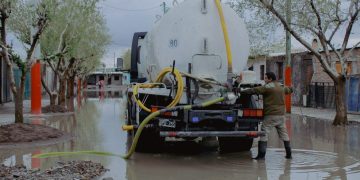 Chimbas asistió a más de 500 familias tras el fuerte temporal