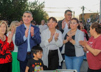 Chimbas estrenó la nueva iluminación LED en calle Oro y Villa Sarmiento