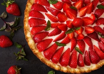 Tarta de frutillas: receta fácil y cremosa