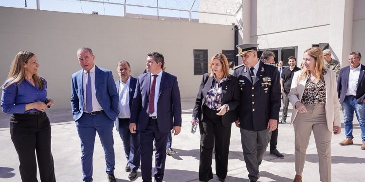 Orrego inauguró el nuevo sector del Servicio Penitenciario Provincia con más capacidad y tecnología de avanzada