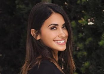 Antonela Roccuzzo explicó el significado de cada imagen que lleva en la funda de su teléfono celular